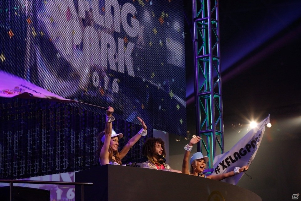 LIVEエンターテインメントショー「XFLAG PARK 2016」の公式レポートが到着―世界最高峰のパフォーマーや3DCGホログラムを使ったステージが展開の画像3