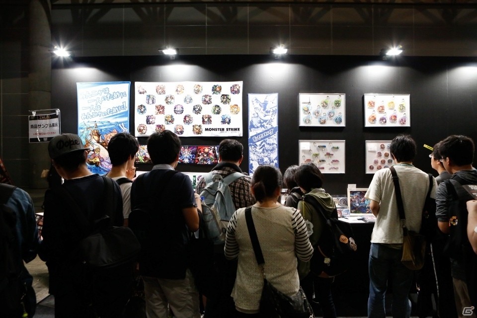 LIVEエンターテインメントショー「XFLAG PARK 2016」の公式レポートが到着―世界最高峰のパフォーマーや3DCGホログラムを使ったステージが展開の画像4