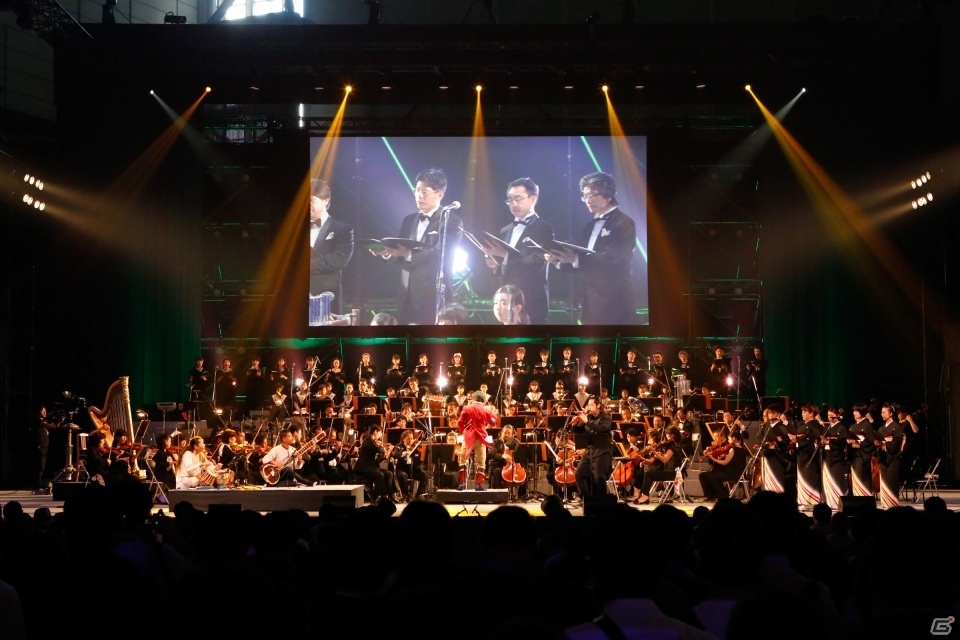 LIVEエンターテインメントショー「XFLAG PARK 2016」の公式レポートが到着―世界最高峰のパフォーマーや3DCGホログラムを使ったステージが展開の画像9