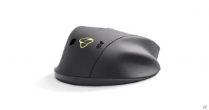 身体反応を測定し共有できるゲーミングマウス「MIONIX NAOS QG」が10月28日に発売の画像1