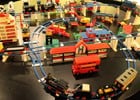 「LEGO スター・ウォーズ／フォースの覚醒」レゴ アイデア・ハウスとレゴ 工場を紹介！レゴランドでの発売記念イベントの紹介映像第三回が公開