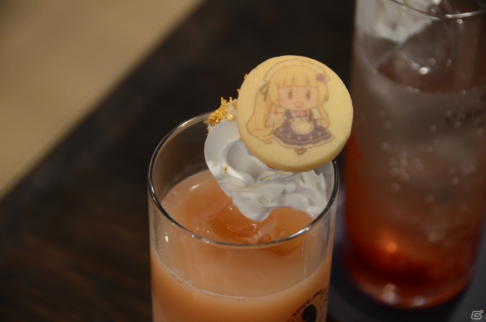 f*fの2人がメイド姿でお出迎え！「バトルガール ハイスクール」コラボカフェ第2弾の店内やコラボメニューを紹介の画像21