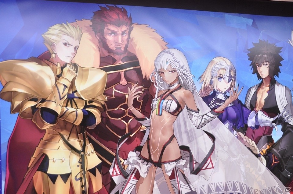 PS4/PS Vita「Fate/EXTELLA」召喚に応じたサーヴァントは誰？新宿駅の特別英霊召喚「サーヴァントミラー」を早速体験！の画像4