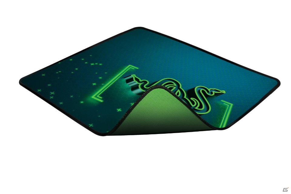 Razerのゲーミングマウスマット「Goliathus Gravity Control」「Goliathus Cosmic Speed」各4サイズ、計8種類が発売―新デザインで雰囲気を一新の画像12