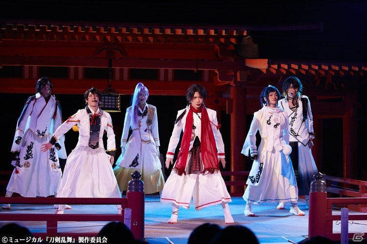「ミュージカル『刀剣乱舞』in 嚴島神社」公演レポートが到着！写真集も発売決定の画像6