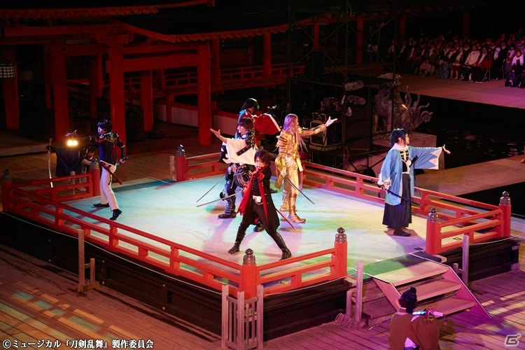 「ミュージカル『刀剣乱舞』in 嚴島神社」公演レポートが到着！写真集も発売決定の画像9