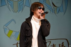 雪田将司 人気 アシモフ サングラス