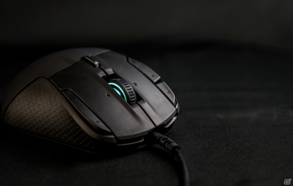 MMO/MOBA用マルチボタンゲーミングマウス「SteelSeries Rival 500」が12月2日発売―フルカスタマイズ可能な15ボタンやバイブレーション機能を搭載の画像2