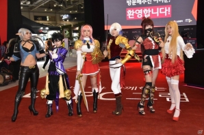 【G-STAR 2016】キャラクターの衣装でブースを彩った美女コンパニオンを写真で紹介：前編の画像35