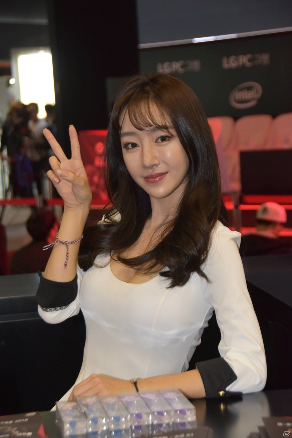 【G-STAR 2016】キャラクターの衣装でブースを彩った美女コンパニオンを写真で紹介：前編の画像18
