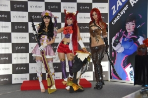 【G-STAR 2016】キャラクターの衣装でブースを彩った美女コンパニオンを写真で紹介：後編の画像25