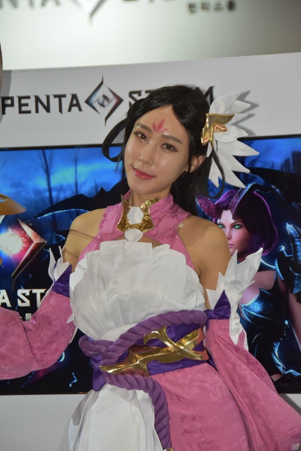 【G-STAR 2016】キャラクターの衣装でブースを彩った美女コンパニオンを写真で紹介：後編の画像3