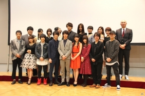 これは再演という名の新作！？舞台「スーパーダンガンロンパ2」再演、制作発表会の模様をレポートの画像7