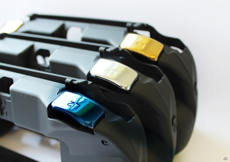 PS Vita専用「L2／R2ボタン搭載グリップカバー」の限定カラーVer＆収納ポーチの販売企画が12月31日で終了にの画像4