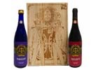 「逆転裁判」成歩堂と御剣をイメージした、特性桐箱入りの日本酒＆ワインが発売！本日より予約受付開始