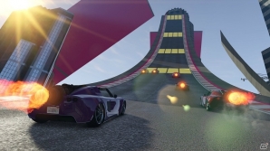 「グランド・セフト・オートV」スタントレースイベント2017開催中！ログインでピンクのクランリースーツをゲットの画像2