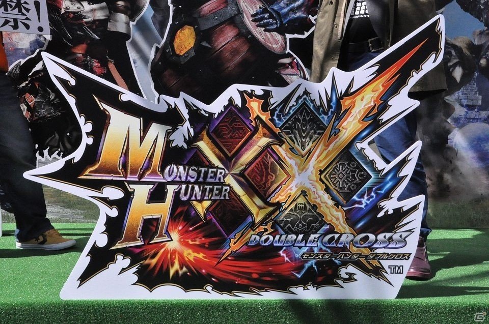 ハンターの朝は早い―「モンスターハンターダブルクロス」発売カウントダウンイベント＆開発スタッフ来店イベントをレポートの画像1