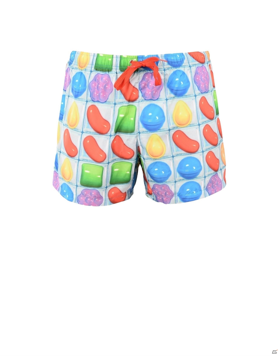 「キャンディークラッシュ」×MOSCHINOの限定コレクションが発表！リュックや水着、携帯カバーがラインナップの画像10