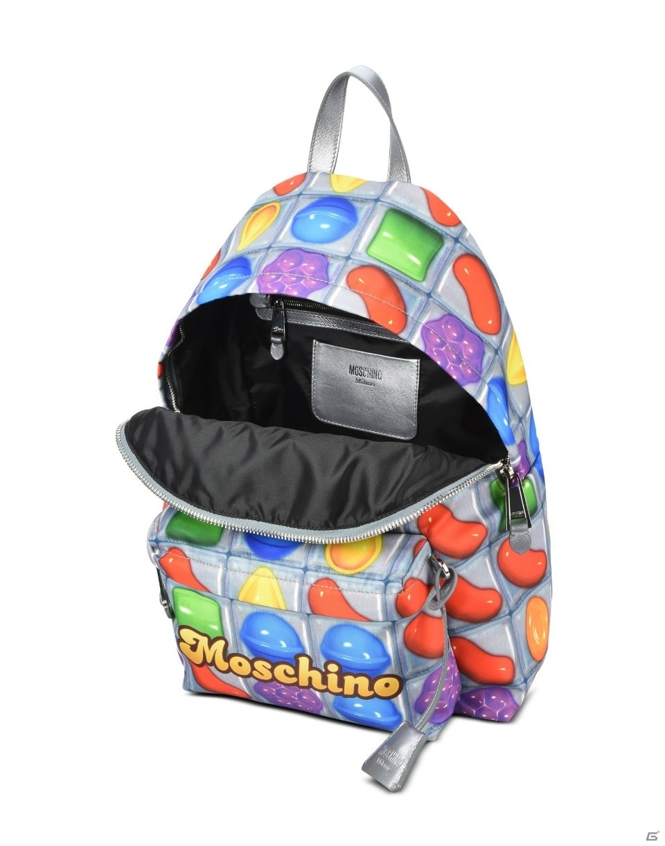 「キャンディークラッシュ」×MOSCHINOの限定コレクションが発表！リュックや水着、携帯カバーがラインナップの画像2