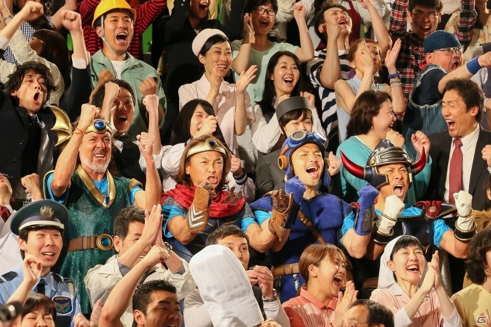 往年のサッカー選手たちが序曲を合唱！「星のドラゴンクエスト」新TVCM「序曲大合唱」篇、「歓喜の瞬間」篇が5月13日オンエアの画像17