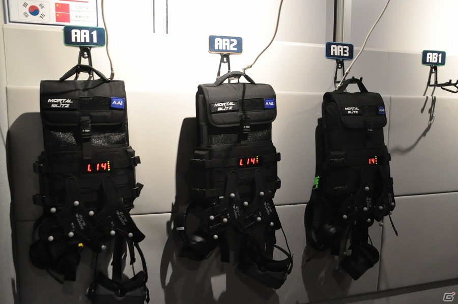 仮想世界を実際に“歩く”という恐怖―VRアトラクション「MORTAL BliTZ」の体験レポートの画像3