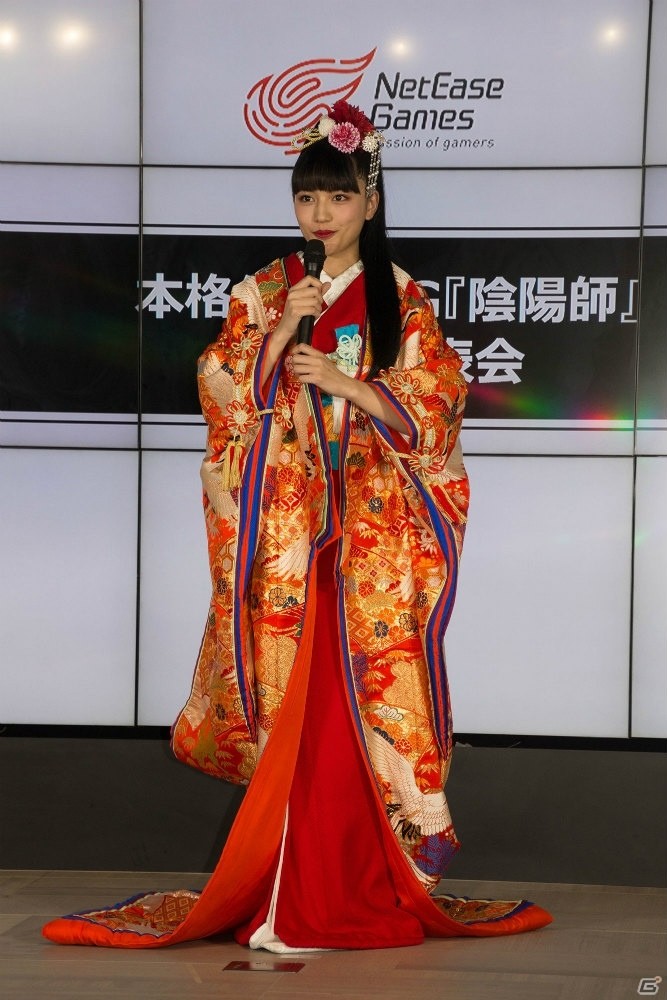 川口春菜さんからダチョウ倶楽部に無理難題のクイズも出題！？おなじみおでん芸も飛び出した「陰陽師」新CM発表会をレポートの画像2