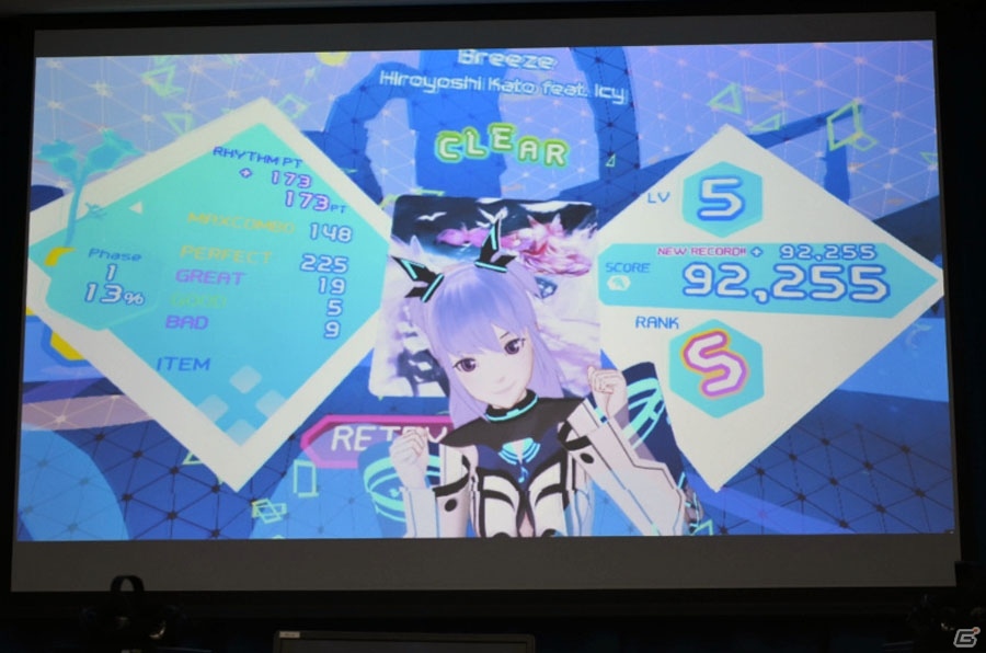 EDMで盛り上がったらネオンちゃんとお部屋でまったり―VRリズムゲーム「Airtone」メディア体験会をレポート！の画像5