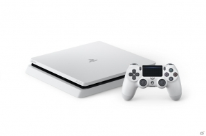 「プレイステーション4」グレイシャー・ホワイトが7月29日より通常商品として発売決定！の画像1
