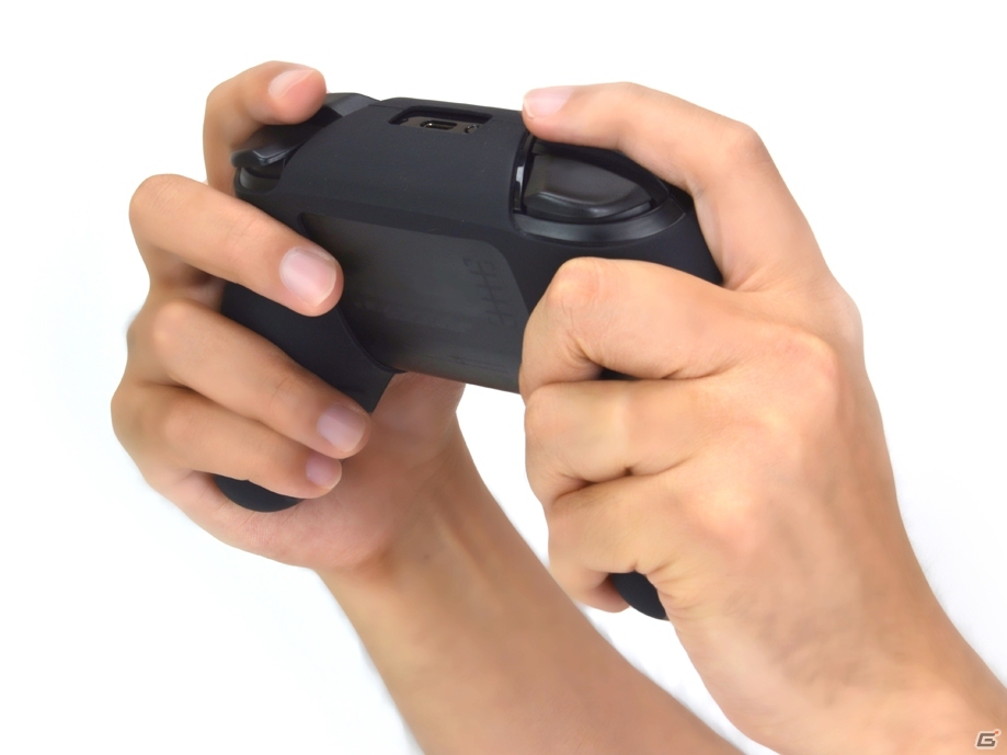 Nintendo Switch Proコントローラー用シリコンカバー＆操作性を向上させるPS4/Switch用マルチエクストラパッドが本日発売の画像8