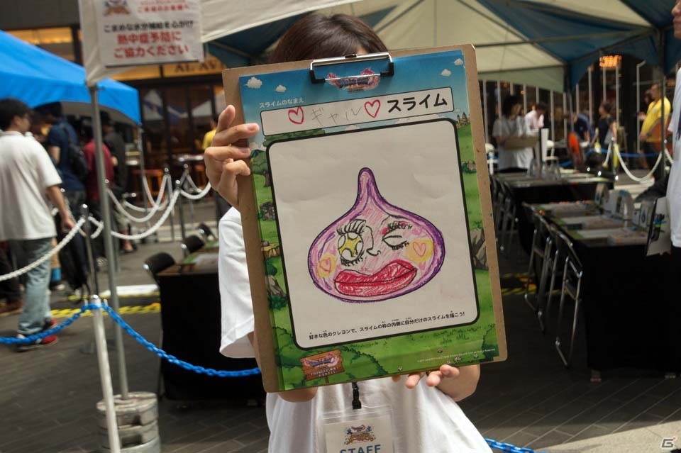ゲームの話で撮影中は本田翼さんもハイテンションに！5組の著名人たちがそれぞれの個性で演じた「ドラゴンクエストXI　過ぎ去りし時を求めて」新CM発表会が開催の画像25