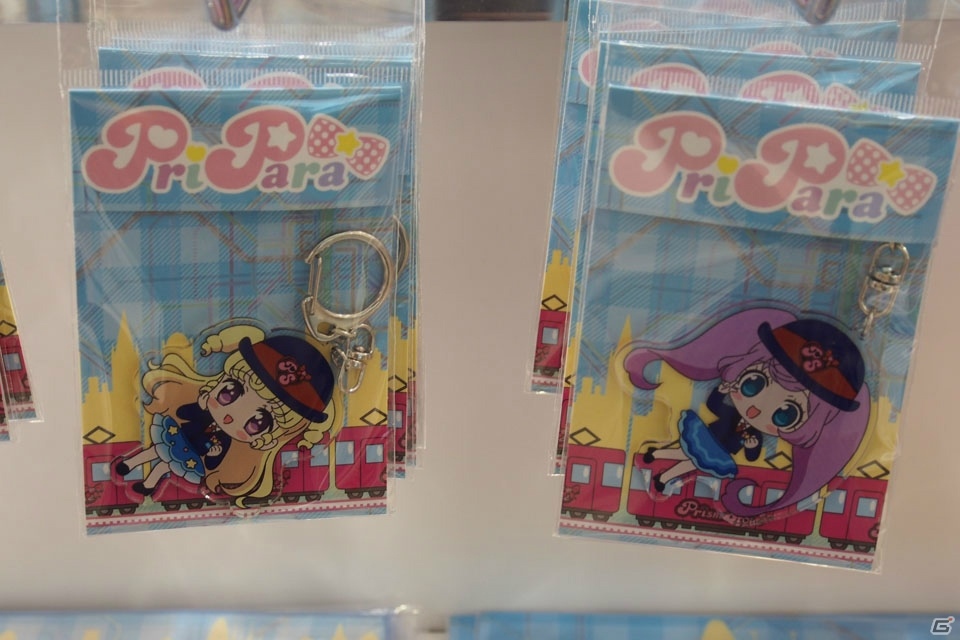 「アイドルタイムプリパラ」に加え「プリティーリズム」シリーズの商品も！「プリズムストーン プリパラショップ 東京駅店」内覧会レポートの画像14