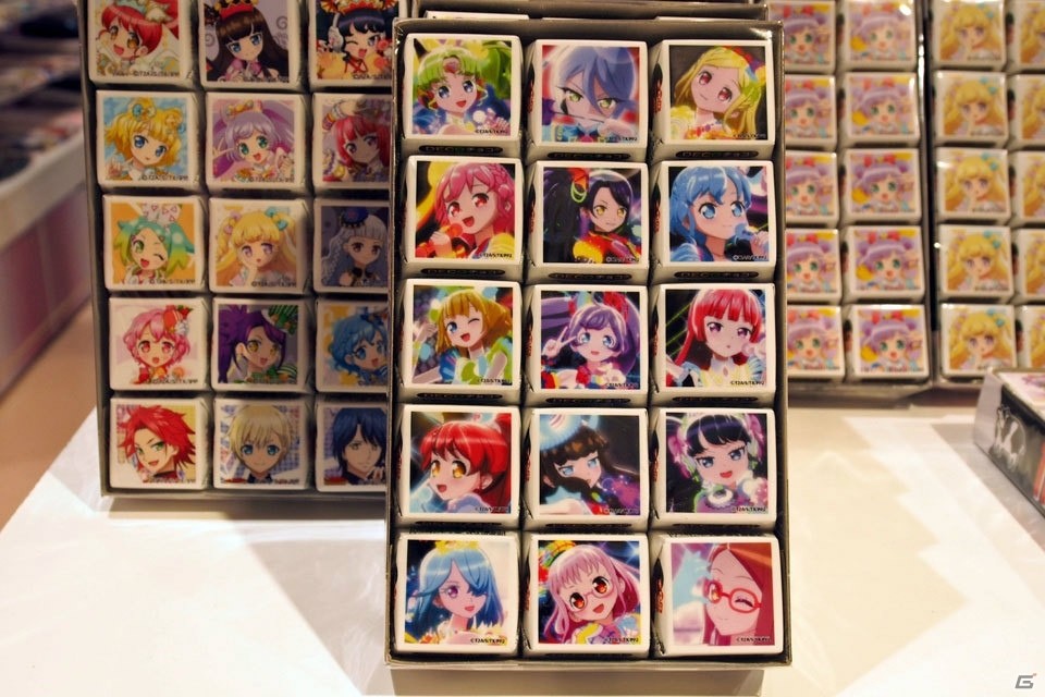「アイドルタイムプリパラ」に加え「プリティーリズム」シリーズの商品も！「プリズムストーン プリパラショップ 東京駅店」内覧会レポートの画像21