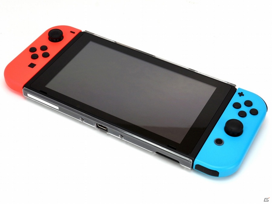 装着したままドックにセットできる「クリスタルバックカバーSW」＆すべてのモードで遊べる充電グリップ「セパレート充電グリップSW」が発売！の画像8