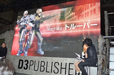 【TGS 2017】「EARTH DEFENSE FORCE: IRON RAIN」作曲家・新垣隆氏がウン十年ぶりにゲームに触れたスペシャルトークショウの画像9