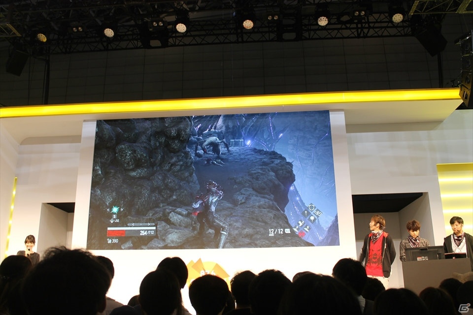 【TGS 2017】石川界人さんが実機プレイに挑戦！バディを演じる声優陣も登壇した「CODE VEIN スペシャルステージ」の画像22
