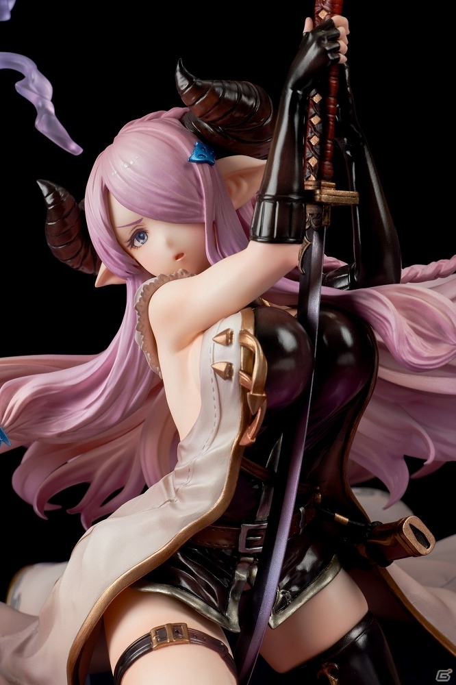 団長ちゃん！お姉さんがフィギュアになったよ―「グランブルーファンタジー」“揺らぎ斬姫”ナルメアが1/7スケールフィギュアで立体化！の画像15