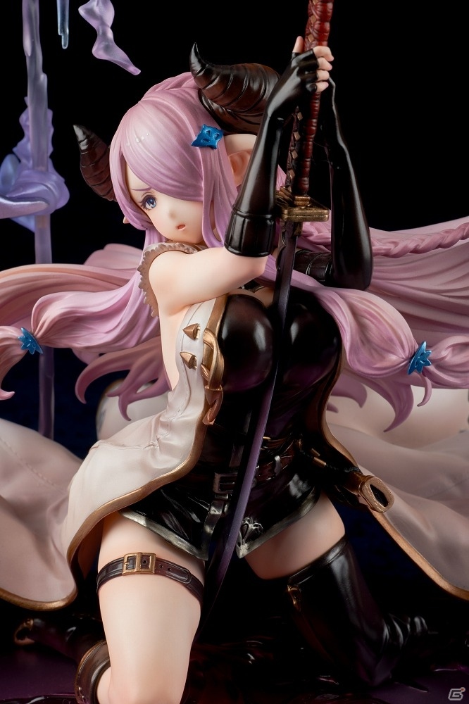 団長ちゃん！お姉さんがフィギュアになったよ―「グランブルーファンタジー」“揺らぎ斬姫”ナルメアが1/7スケールフィギュアで立体化！の画像17