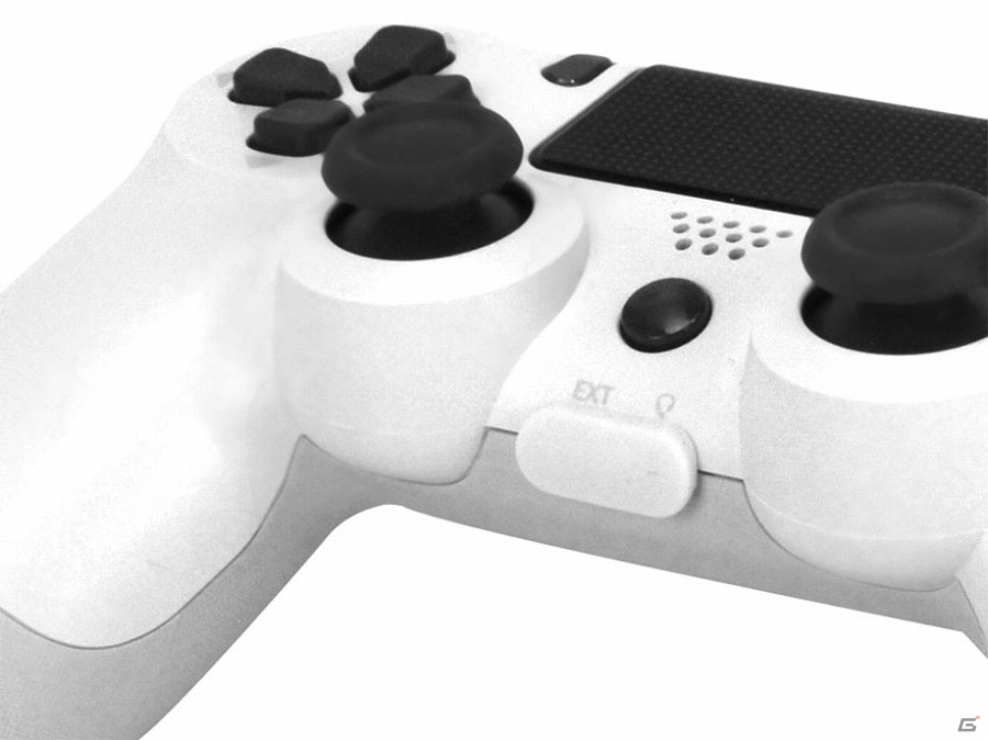 PS4 Proの新色ホワイト用アクセサリー「ほこりとるとる入れま栓！4P」「ラバー縦置きスタンド4P」が発売！の画像5