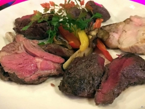熊と鹿とトドを食べてきました―編集部通信（2017年10月14日号）の画像1