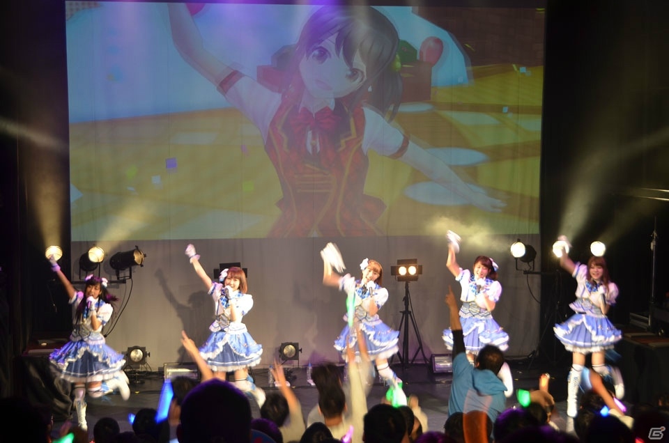 「スクメロ」アプリコット・レグルス東名阪“特訓”ツアーの渋谷WWW公演をレポート！ステージ衣装のゲーム内実装も発表の画像13