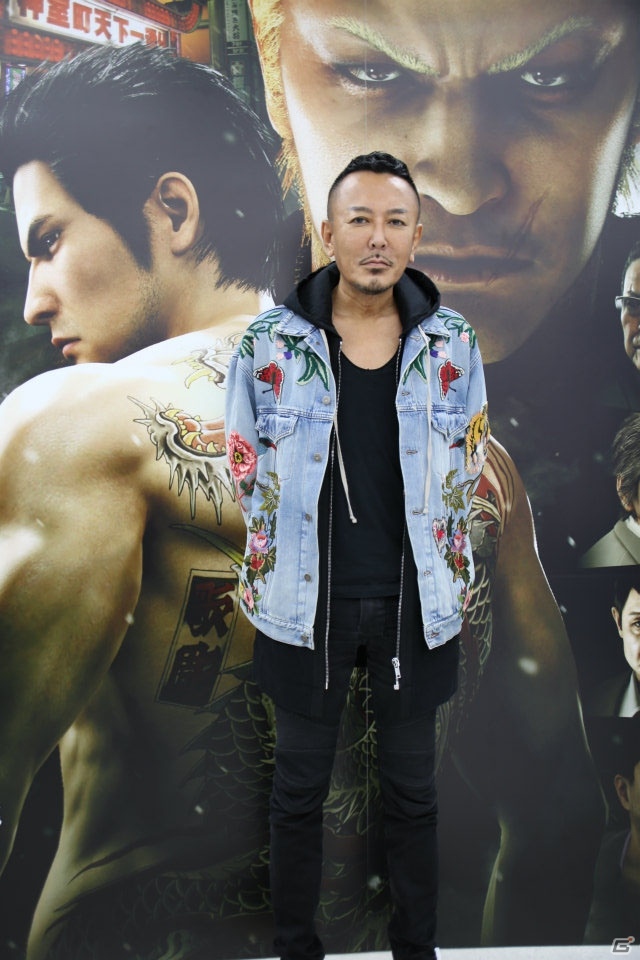 名越総合監督のサイン会と合同インタビューも行われた「龍が如く 極2」店頭体験会をレポートの画像7