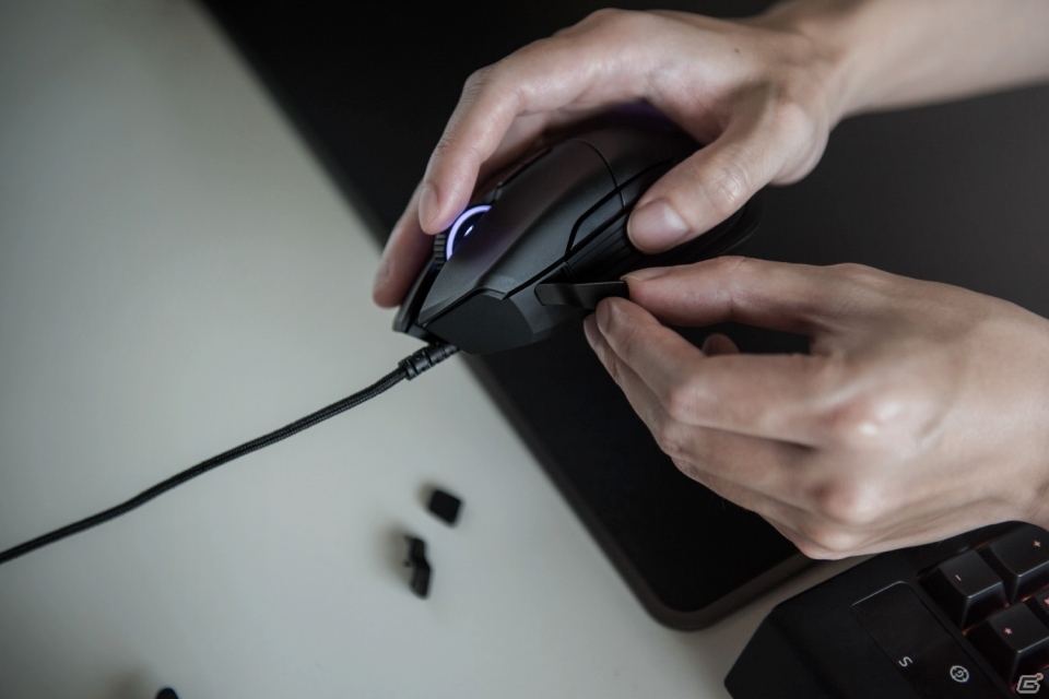 Razer、ゲーミングマウス2機種を11月25日に発売―FPSプレイヤー向けの「Basilisk」、ワイヤレスタイプの「Atheris」の画像4