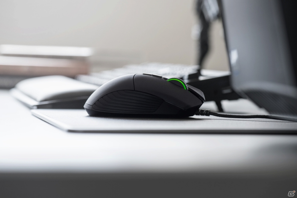 Razer、ゲーミングマウス2機種を11月25日に発売―FPSプレイヤー向けの「Basilisk」、ワイヤレスタイプの「Atheris」の画像5
