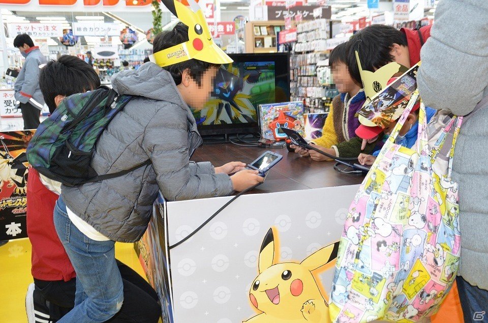 あばれる君とヒャダインさんがガチバトル！「ポケットモンスター ウルトラサン・ウルトラムーン」発売記念イベントをレポートの画像5