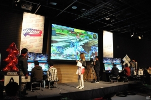 「機動戦士ガンダムEXVS.MB ON」プレイヤー同士が実際に顔を合わせるからこそ生まれる盛り上がり！新機体の発表も行われた「極限感謝祭2017」レポートの画像2