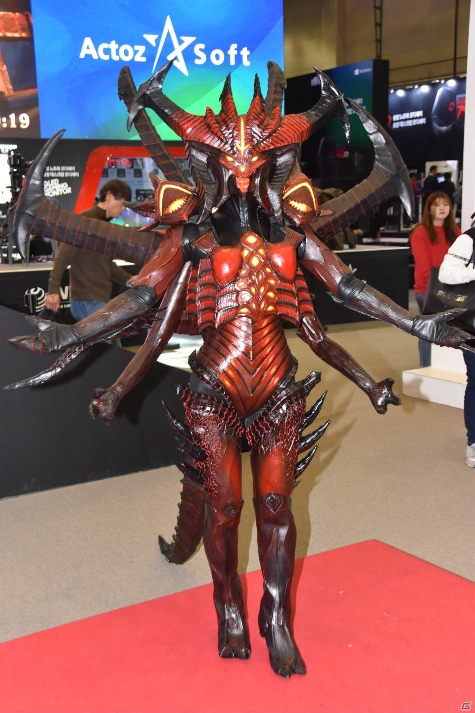【G-STAR 2017】ゲームキャラクターの衣装に身を包んだ美女コンパニオンたちを写真で紹介！の画像18