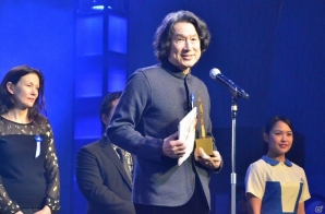 シブサワ・コウ氏