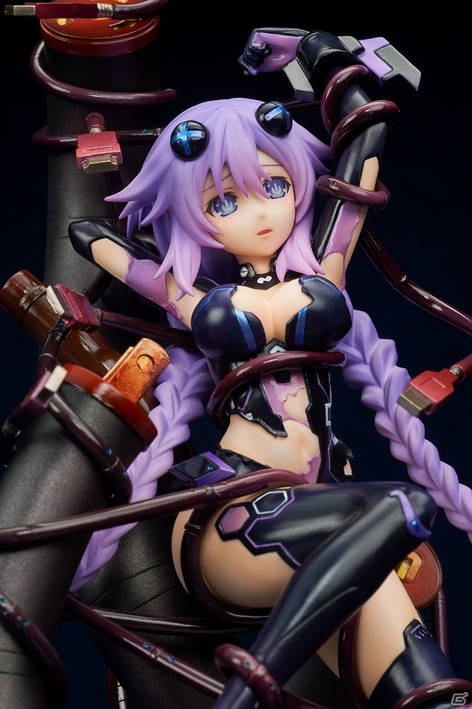 超次元ゲイム ネプテューヌ「パープルハート」が自由を奪われた衝撃的な姿で1/8スケールフィギュア化！の画像2