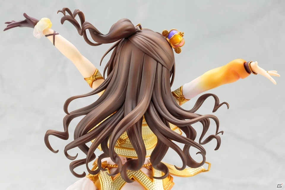 「アイドルマスター シンデレラガールズ」パーティタイム・ゴールド衣装の島村卯月が立体化！完全受注生産で2018年6月発売の画像6