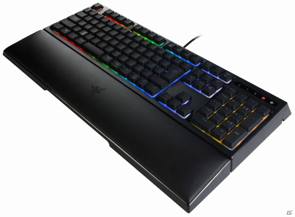 「ファイナルファンタジーXV WINDOWS EDITION」推奨周辺機器にRazerのゲーミングデバイス2製品が認定、プレゼントキャンペーンもの画像1